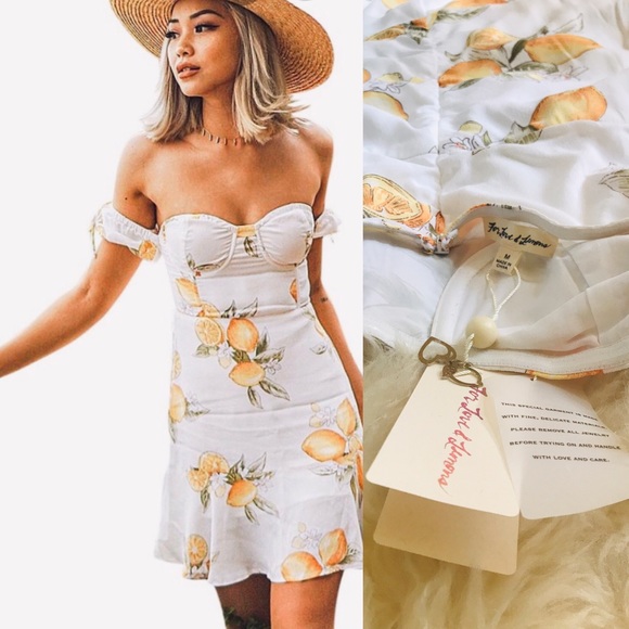 For Love And Lemons Dresses & Skirts - NWT For love &lemons 💃🏻🍋lemonade mini